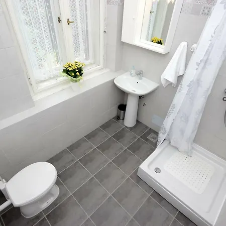 Apartman In The Center Of Old Town Pula