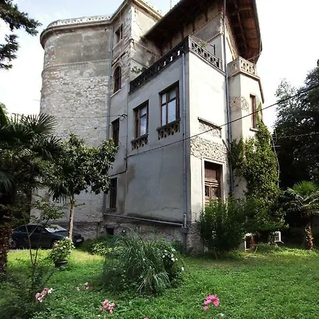 In The Center Of Old Town Apartman *